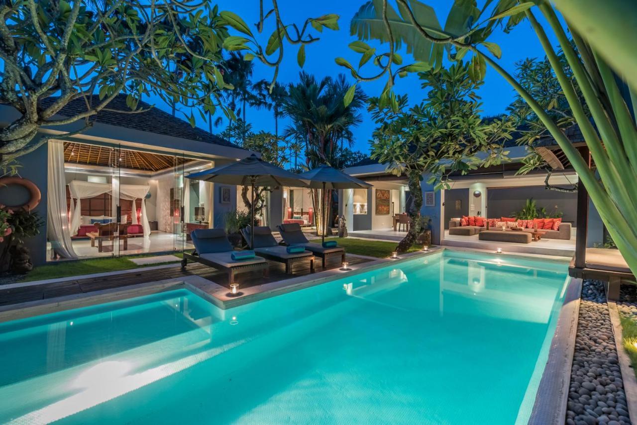 Kembali Villas Seminyak Esterno foto