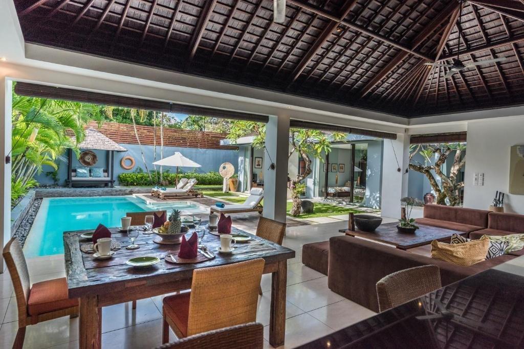 Kembali Villas Seminyak Esterno foto