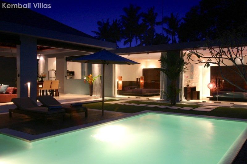 Kembali Villas Seminyak Esterno foto